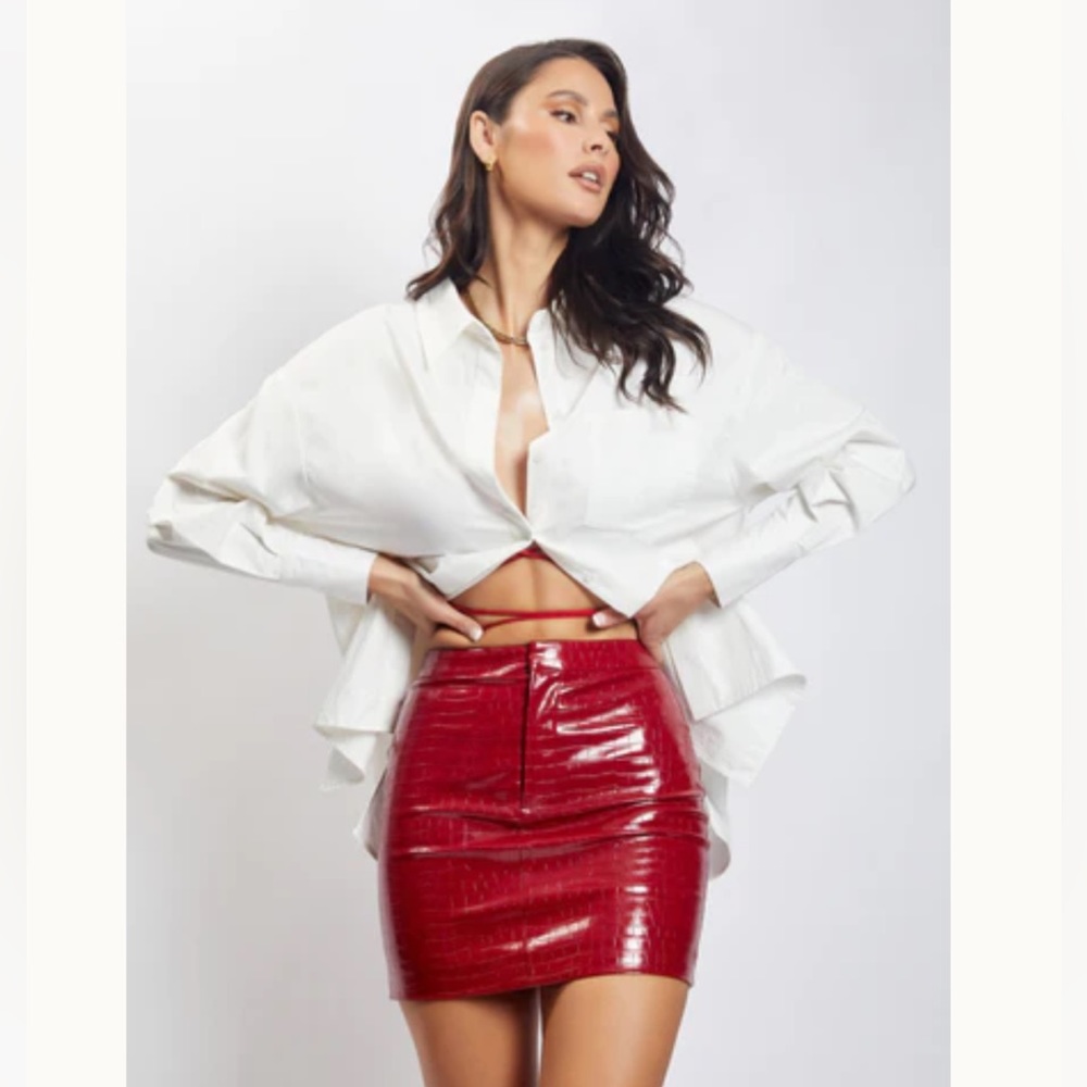 Meshki XL Kasia Croc Faux Leather Mini Skirt, never worn - NWT!